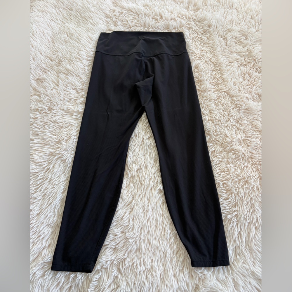 all in motion Black High-Waist Leggings - Picture 3 of 3